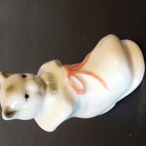 Vintage Cat in a Shoe figurine